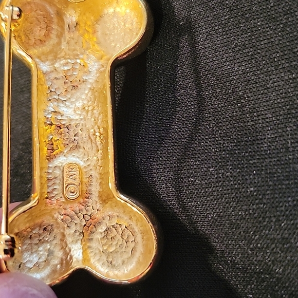 Anne Klein, Vintage Dog Bone Brooch. - Picture 3 of 3